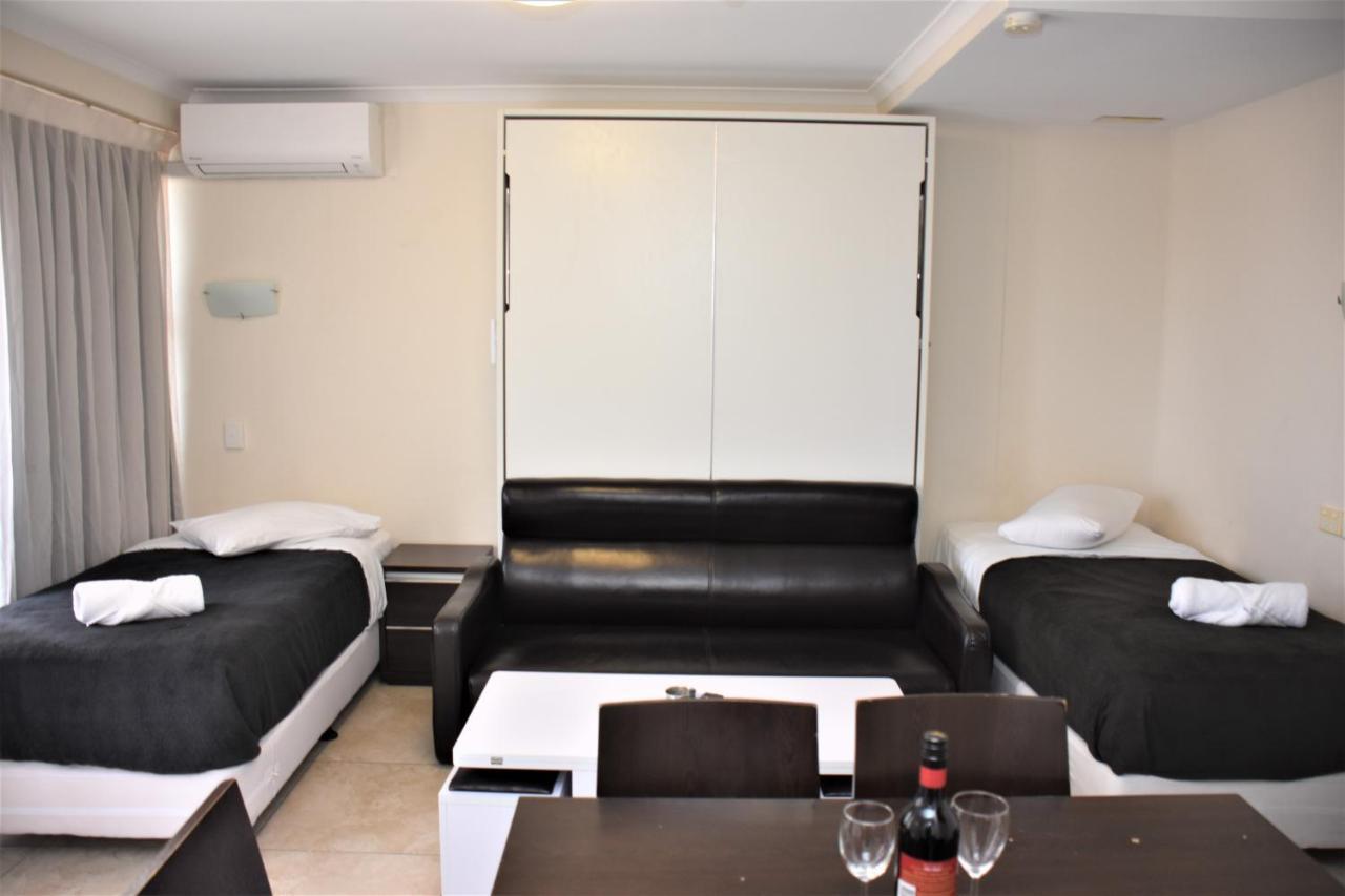 Accommodation Sydney - Hyde Park Plaza 38 College St Sydney Exterior photo