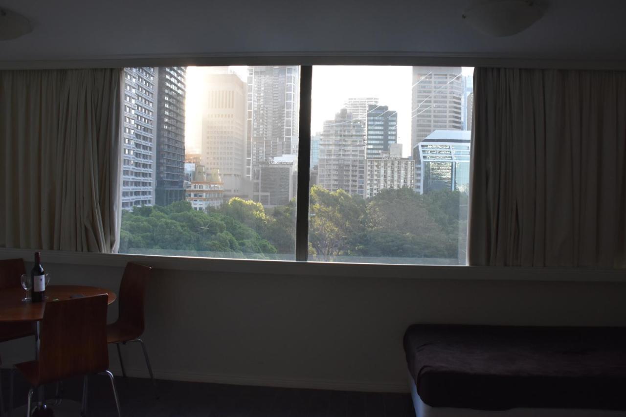 Accommodation Sydney - Hyde Park Plaza 38 College St Sydney Exterior photo