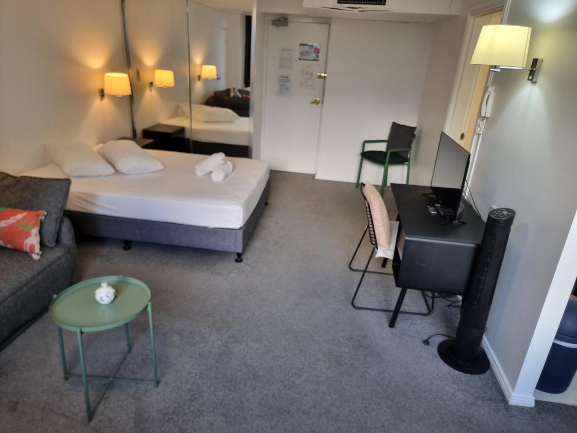 Accommodation Sydney - Hyde Park Plaza 38 College St Sydney Exterior photo
